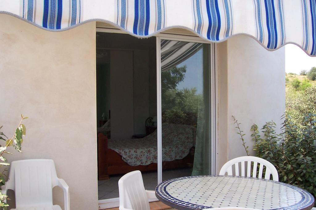 Le Fenouillet Chambres D'Hotes Proche Des Grands Buffets Narbonne Room photo